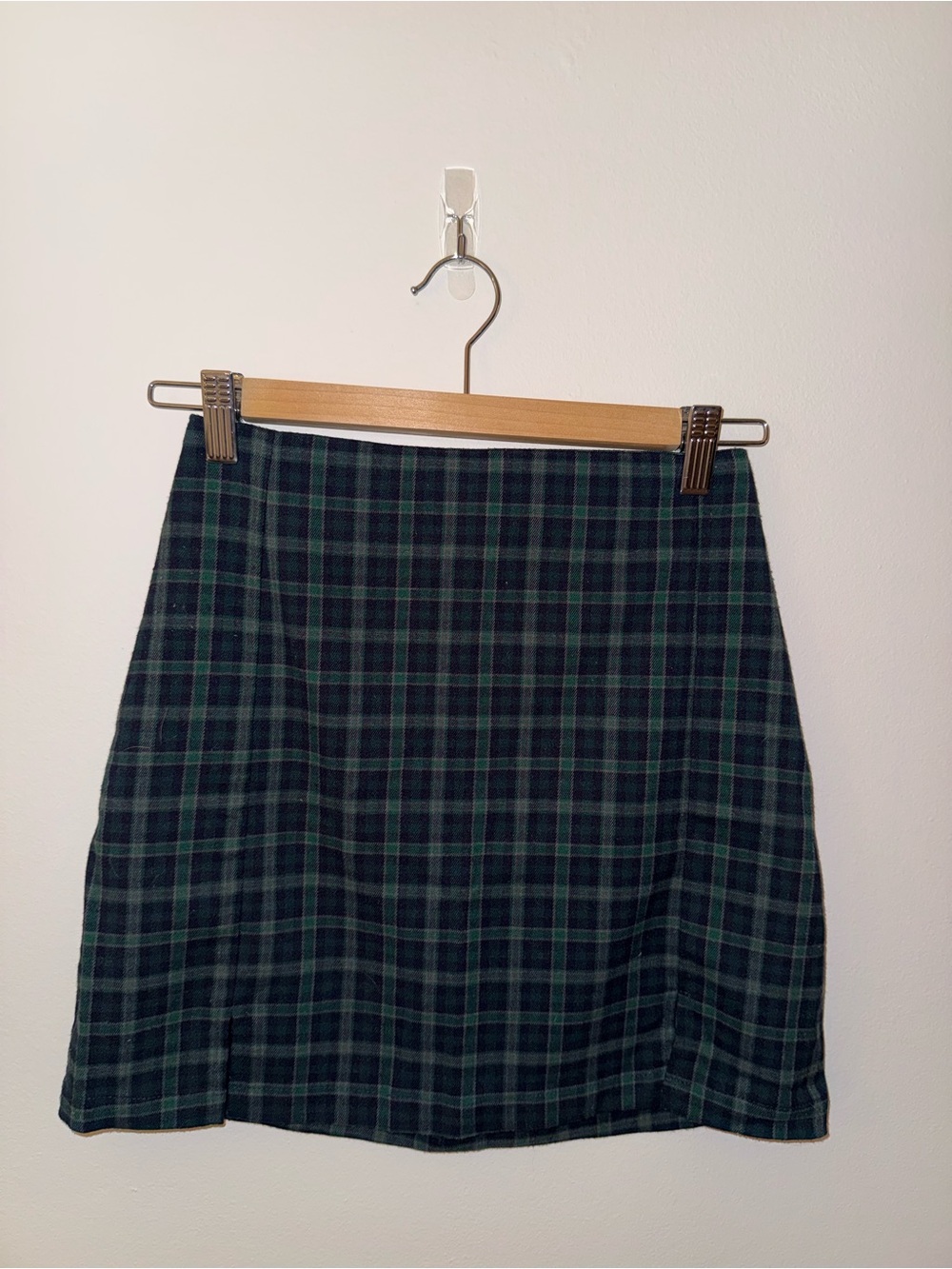Brandy Melville Dark Green and Navy Plaid Mini Skirt
